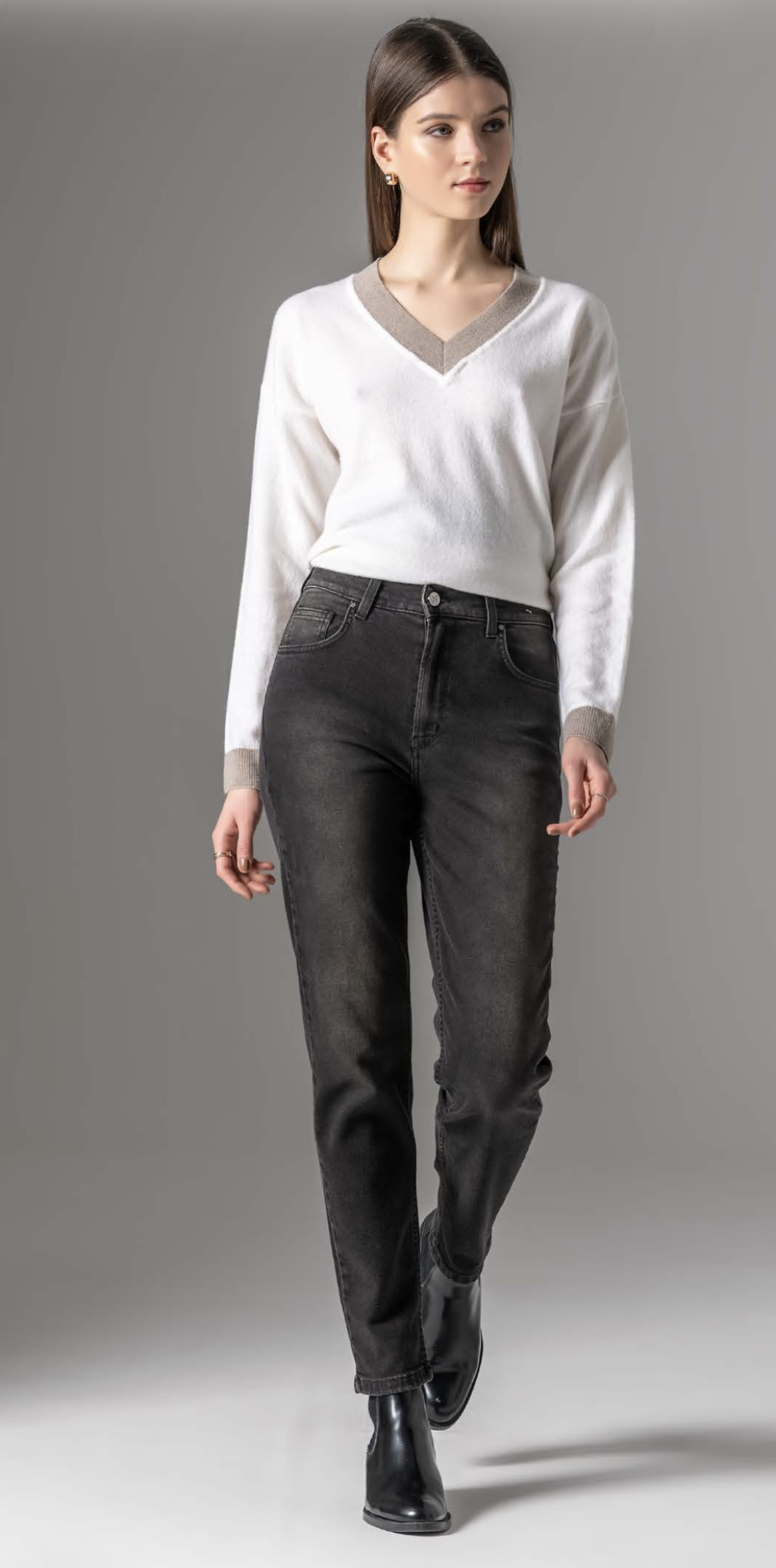 CAMISOLA LIBERJEANS MALHA DECOTE EM V COM CONTRASTE - Carla Valente
