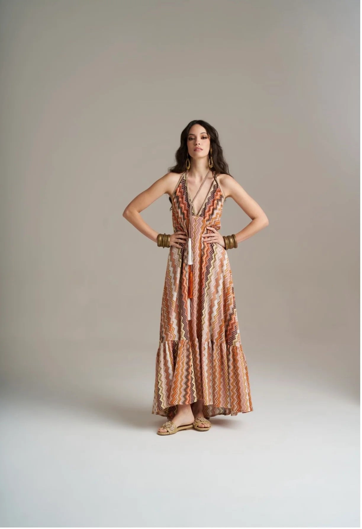 VESTIDO PHO FIRENZE LONGO DECOTE PREFUNDO COM ALSA - Carla Valente