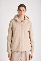 PARKA ESCNDL REVERSÍVEL COM CARAPUÇO - Carla Valente