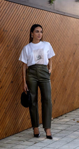 T-SHIRT IMPERIAL COM ESTAMPA DE CARACOL - Carla Valente