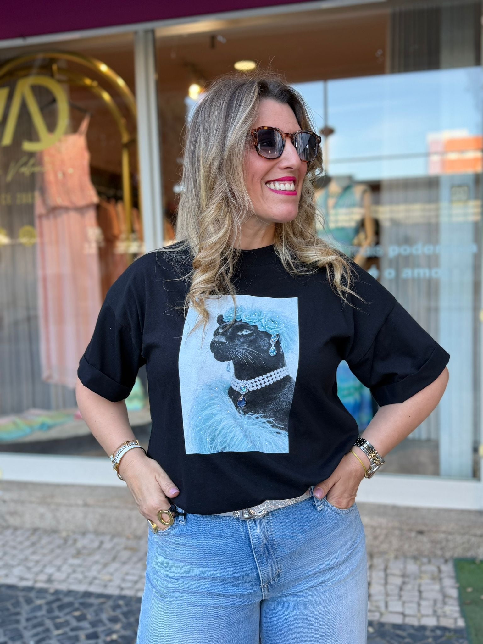 T-SHIRT IMPERIAL PANTERA C/APLICAÇÕES - Carla Valente