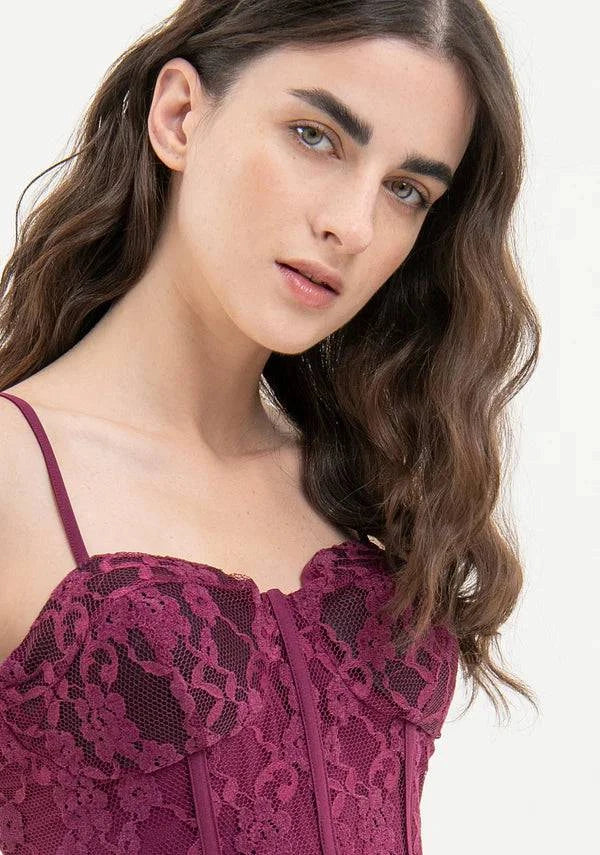 TOP FRACOMINA BUSTO SLIM FIT RENDADO - Carla Valente