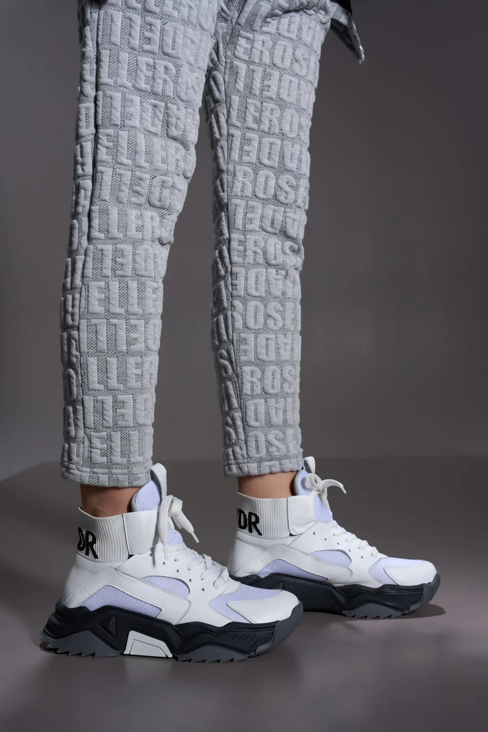 SNEAKERS VDR JONG - Carla Valente