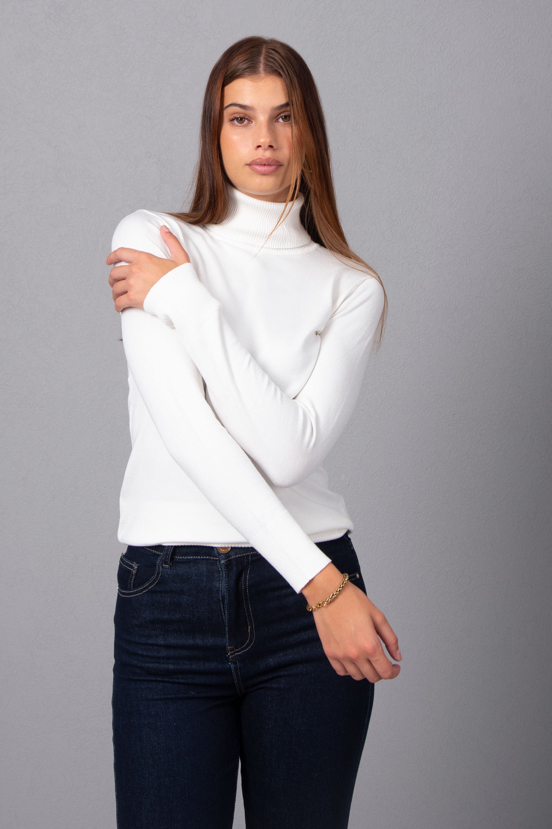 CAMISOLA FERRACHE BÁSICA GOLA ALTA - Carla Valente