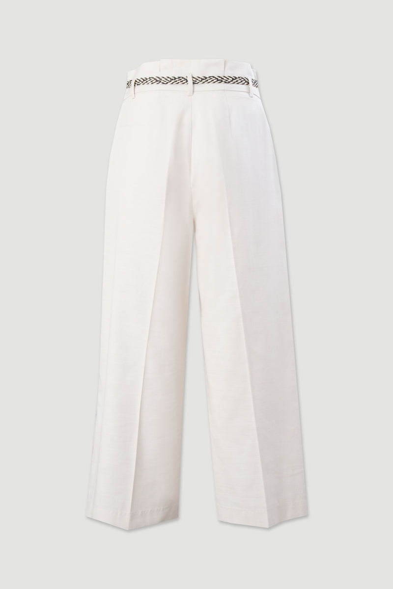 CALÇA FERRACHE CURTA WIDE LEG EM LINHO COM CINTO - Carla Valente