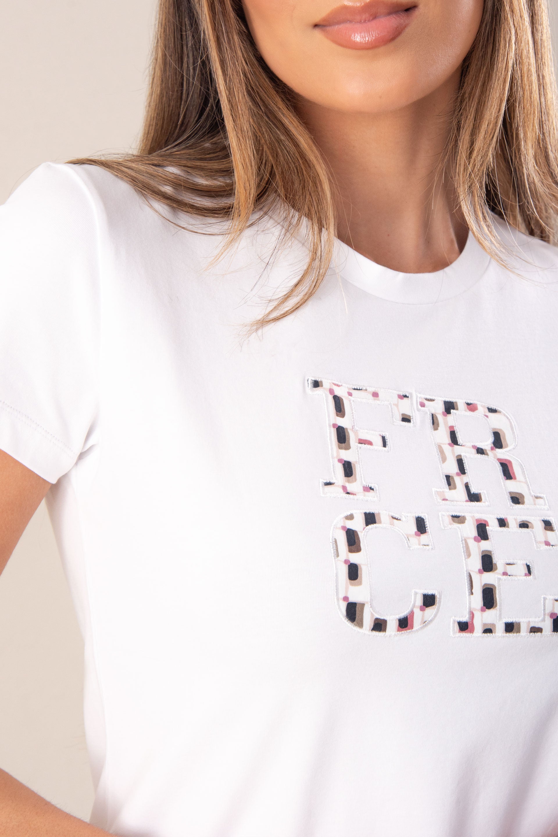 T-SHIRT FERRACHE LOGO ESTAMPADO - Carla Valente
