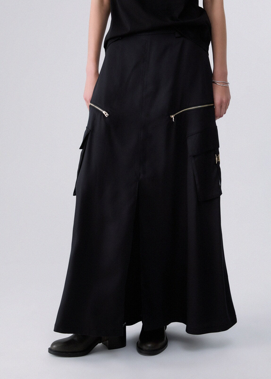 liujo-doc0318562|liujo-doc0318562-shopify-direct-v1-1e4b8d0194df3c89ad917ccbb8c46bc9|TF6218T647A|Preto|1|TF6218T647A__22222__01.jpg|cebbcad461edcbb09fbbd9e78169ed7bf57cb4da33bc81da7fa982ff12dc884d|https://www.liujo.com/on/demandware.static/-/Sites-liujo-master-catalog/default/images/E-TF6218T647A22222-1-N.jpeg