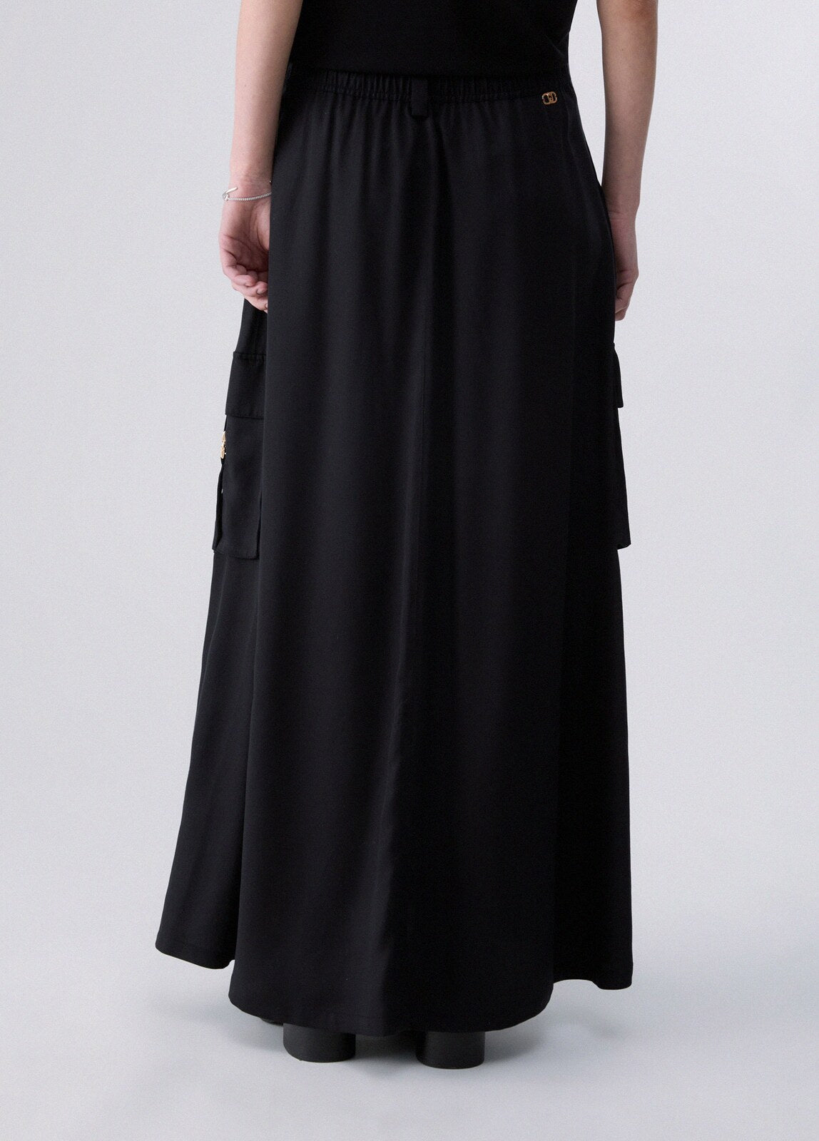liujo-doc0318562|liujo-doc0318562-shopify-direct-v1-1e4b8d0194df3c89ad917ccbb8c46bc9|TF6218T647A|Preto|2|TF6218T647A__22222__02.jpg|062a84bd04f68d0168975c4cac90124d0edd60271db41b2a6e4ae77b44b8a59a|https://www.liujo.com/on/demandware.static/-/Sites-liujo-master-catalog/default/images/E-TF6218T647A22222-2-N.jpeg