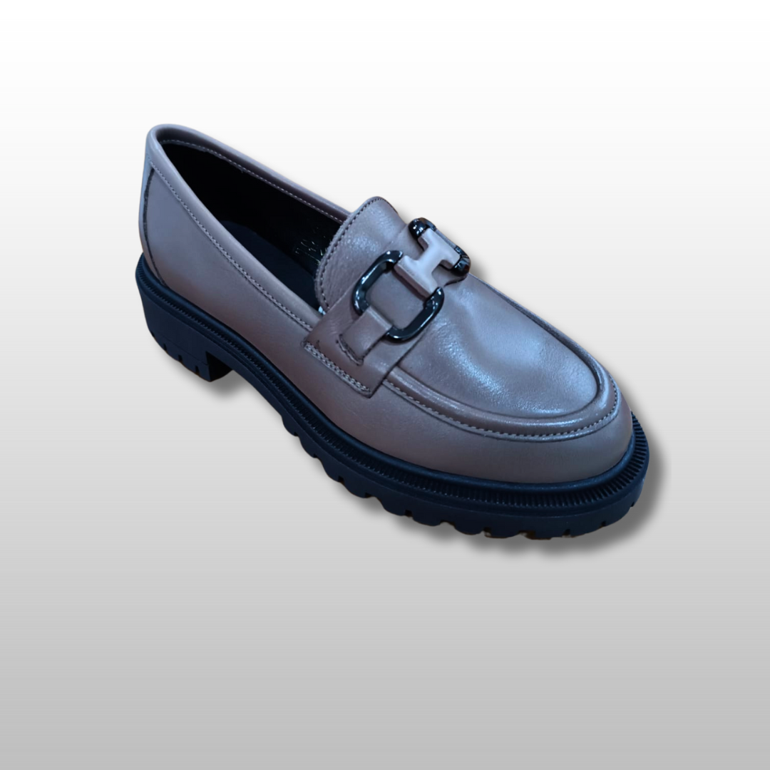 MOCASSIM COM PORMENOR SOLA GROSSA - Carla Valente