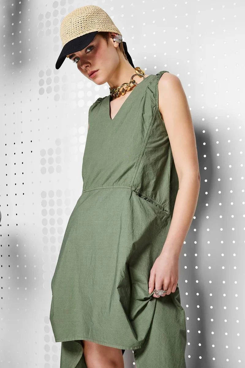 VESTIDO VDR S/MANGAS C/PONTAS - Carla Valente