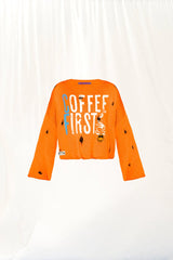 SWEATSHIRT VDR COFFEE FIRST COM ROTOS - Carla Valente