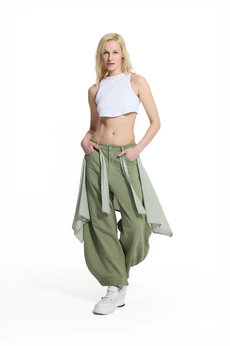 PANTALONA VDR COM EFEITO AVENTAL AO XADREZ - Carla Valente