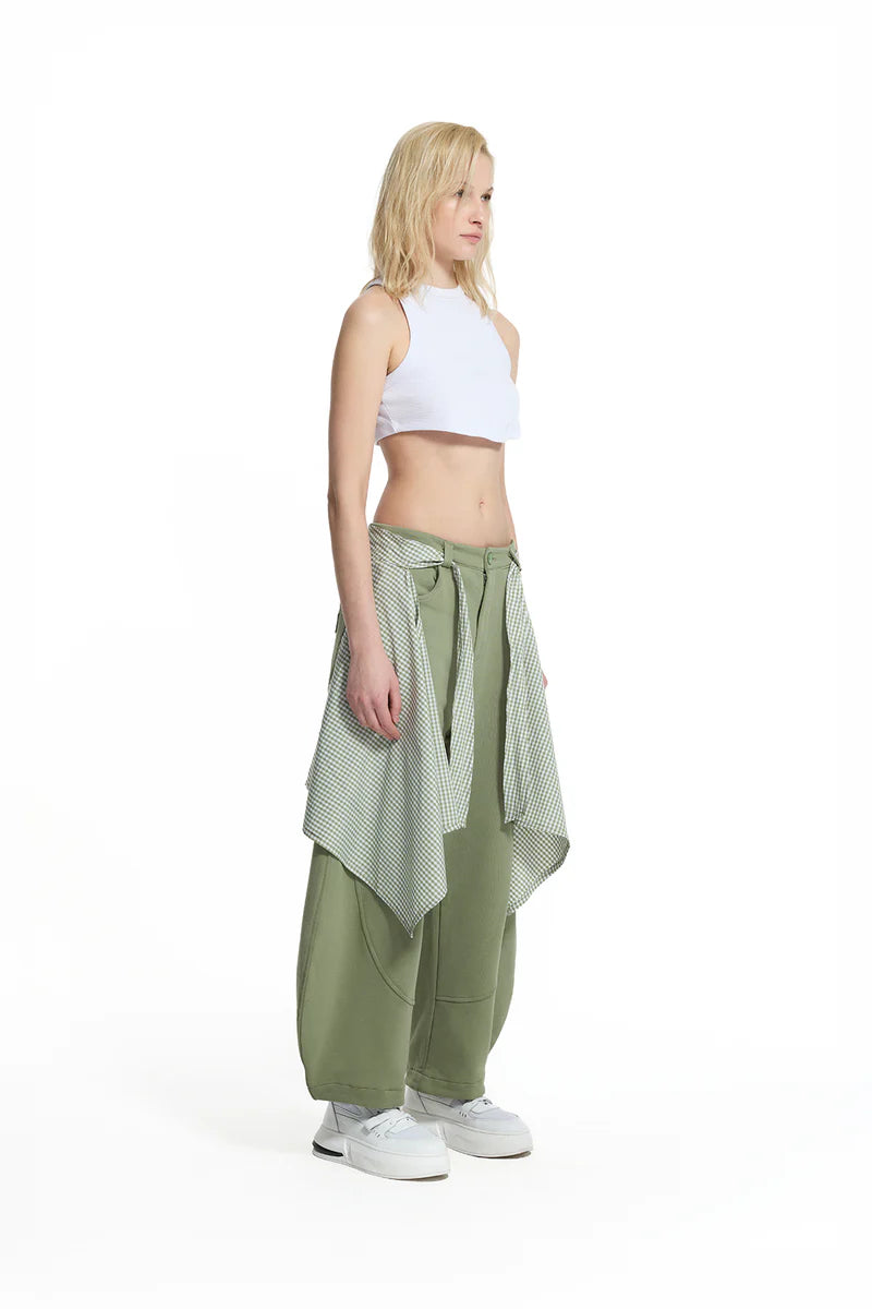 PANTALONA VDR COM EFEITO AVENTAL AO XADREZ - Carla Valente