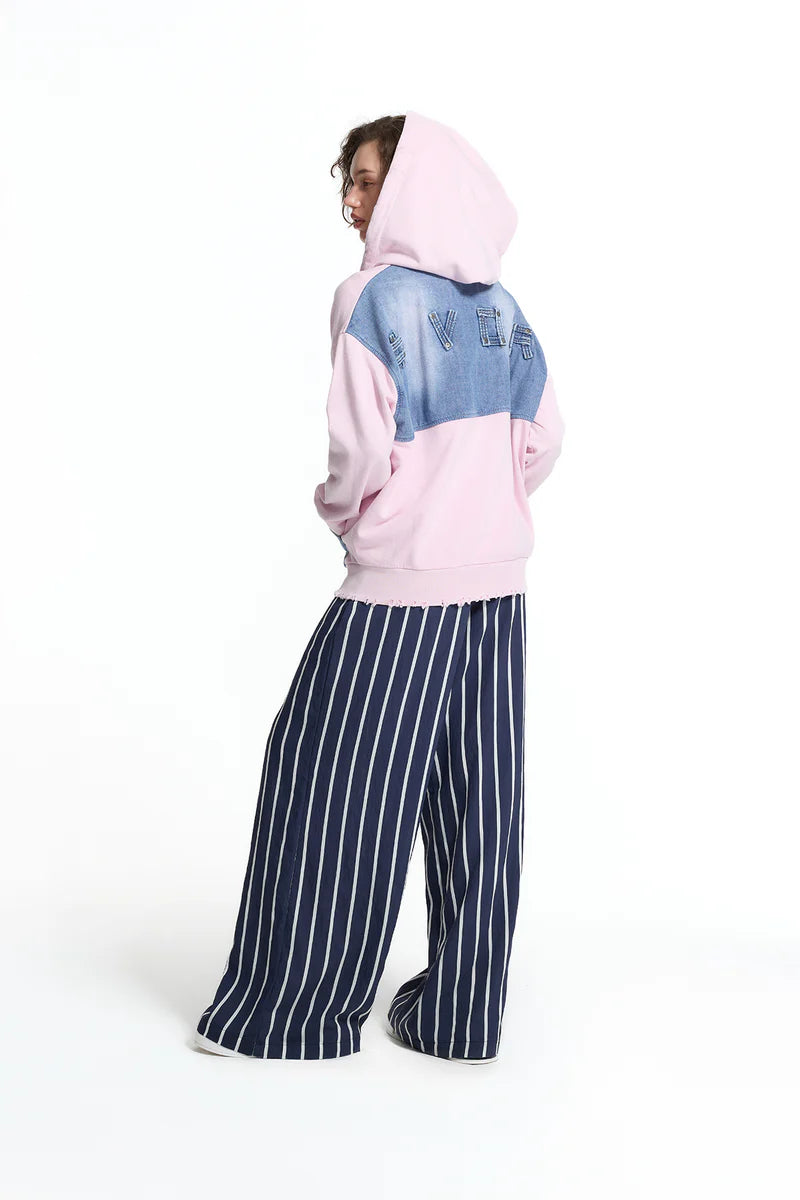 SWEATSHIRT VDR  COM BOLSOS CANGURU DE GANGA COM CARAPUÇO - Carla Valente