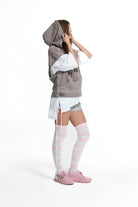 SWEATSHIR VDR SEM MANGAS COM CAPUZ E PATCHWORK - Carla Valente