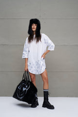 T-SHIRT VDR COM DETALHE EM CETIM ESTAMPADO - Carla Valente