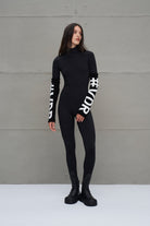 PERNEIRAS VDR BIG LETTER FW25 - Carla Valente