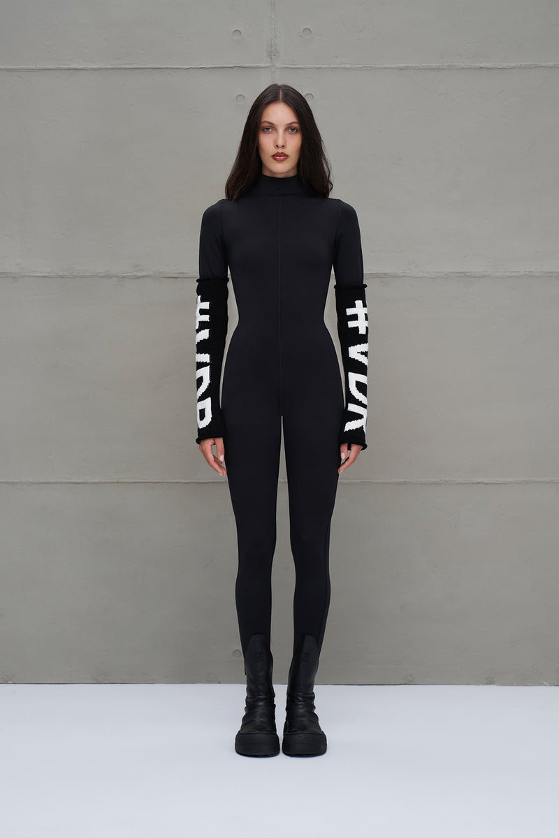 PERNEIRAS VDR BIG LETTER FW25 - Carla Valente