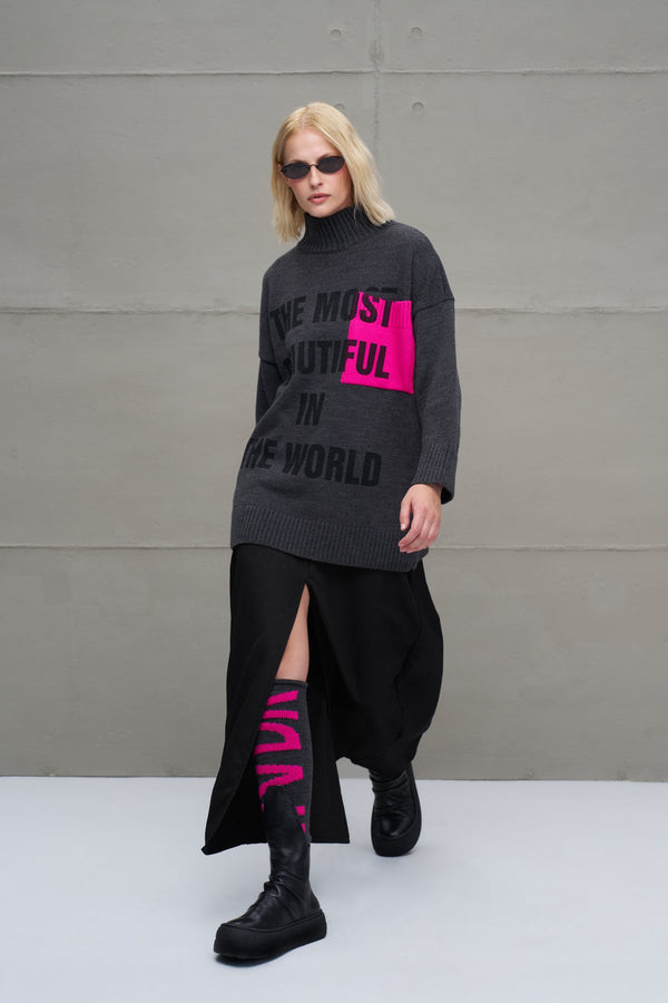 PERNEIRAS VDR BIG LETTER FW25 - Carla Valente