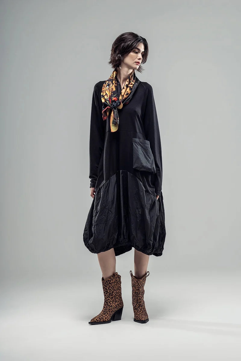 VESTIDO VDR COMBINADO FELPA CO SAIA ABALONADA - Carla Valente