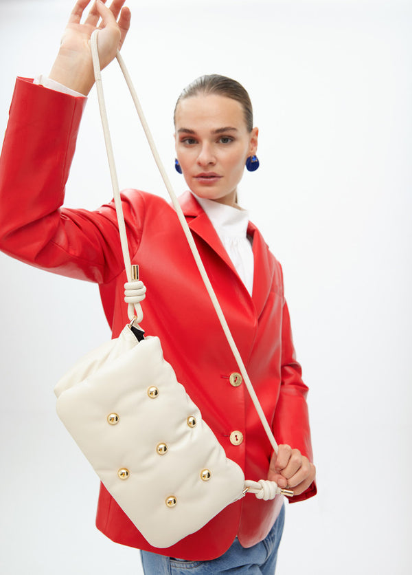 BANDOLERA LOLA CASADMNT TIRACOLO ACOLCHOADA COM TACHAS REDONDAS - Carla Valente