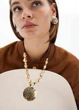 COLAR LOLA CASADMNT MEDALHÃO CARA TIGRE - Carla Valente