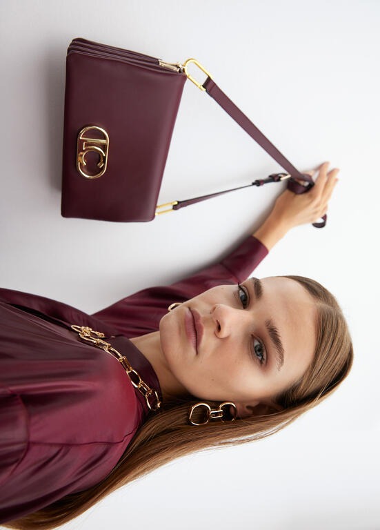 BOLSA LOLA CASADMNT TIRACOLO EFEITO COURO TRÊS COMPARTIMENTOS - Carla Valente