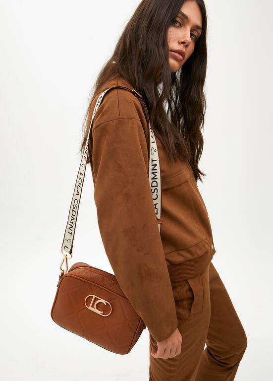 BANDOLERA LOLA CASADMNT CROSSBODY EFEITO COURO LOGO OVAL EM LOSANGO - Carla Valente