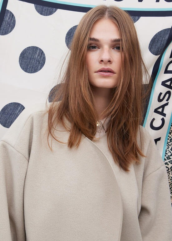 LENÇO LOLA CASADMNT COM BOLAS E LOGO EM SEDA - Carla Valente