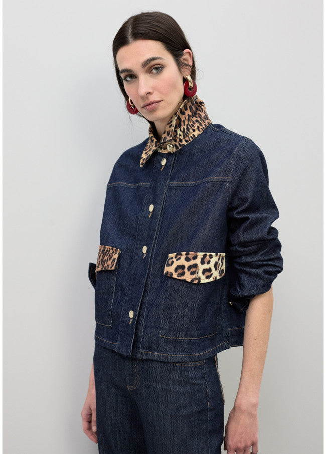 JACKET LOLA CASADEMUNT CURTA COM COLARINHO E ABA LEOPARDO - Carla Valente