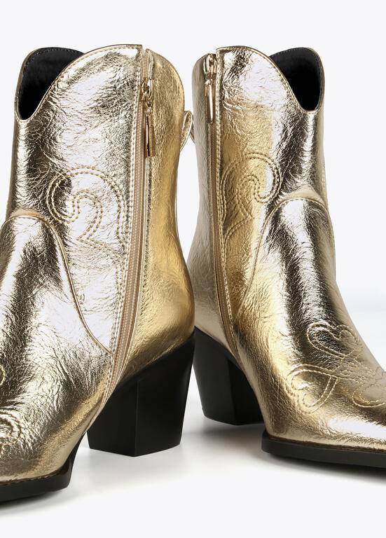 BOTA LOLA CASADMNT COWBOY EFEITO MATÁLIO - Carla Valente
