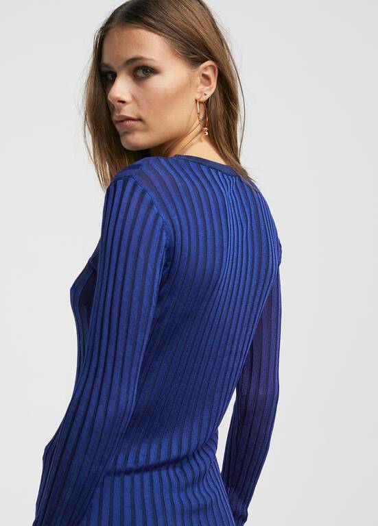 JERSEY LOLA CASDMNT GOLA REDONDA DETALHO - Carla Valente