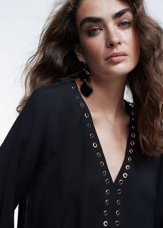 BLUSA LOLA CASADMNT C/MNGA BUFANTES COMS - Carla Valente