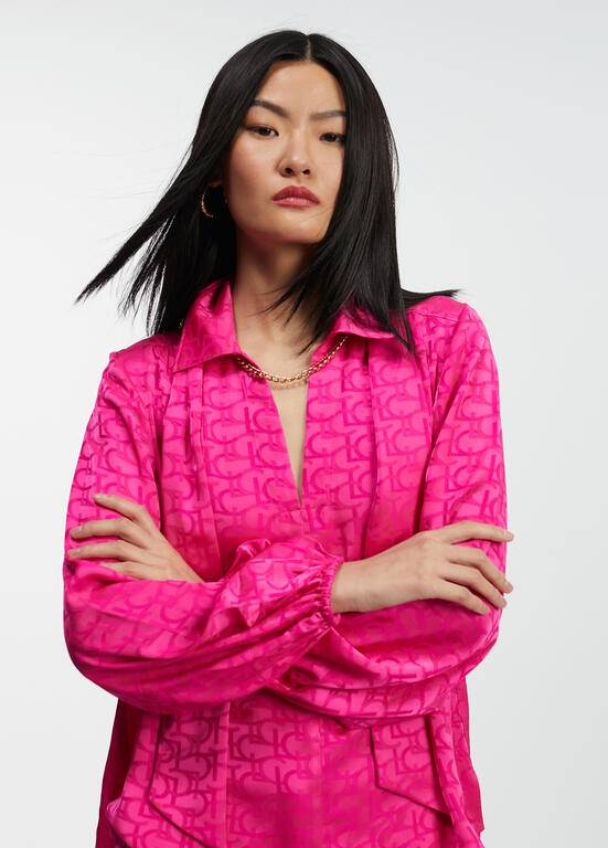 CAMISA LOLA CASADMNT C/LENÇO JACQUARD LOGO - Carla Valente