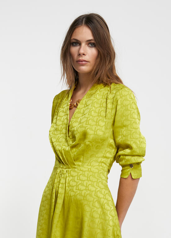 VESTIDO LOLA CASADMNT LONGO JACQUARD ESVOAÇANTE