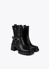 BOTA LOLA CASADMNT DE SALTO ESTILO MOTOCICLISTA - Carla Valente