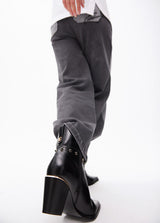 BOTIM LOLA CASADMNT COWBOY COM TACHAS - Carla Valente