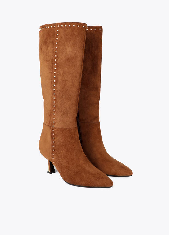 BOTA LOLA CASADMNT CANO ALTO TACÃO PERSONALIZADO E TACHAS - Carla Valente