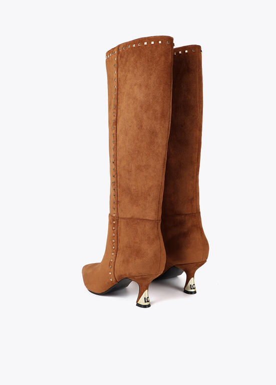 BOTA LOLA CASADMNT CANO ALTO TACÃO PERSONALIZADO E TACHAS - Carla Valente