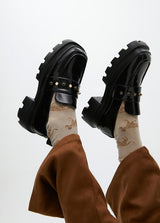 MOCASSIM LOLA CASADMNT BICO QUADRADO C/ DETALHES TACHAS - Carla Valente