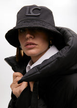CHAPÉU LOLA CASADMNT BUCKET LOGOMANIA - Carla Valente