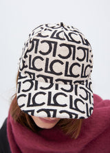 CHAPÉU LOLA CASADMNT PALA LOGOTIPADA - Carla Valente