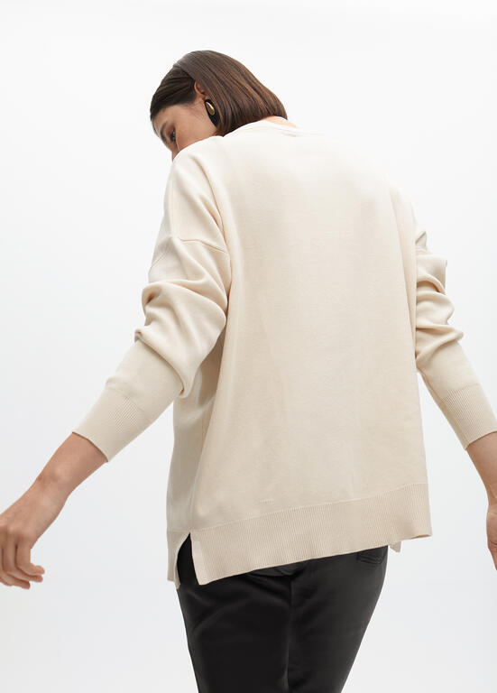 JERSEY LOLA CASADMNT COM DETALHE DO LOGO - Carla Valente