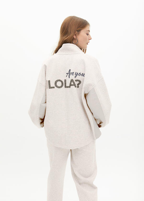 SWEATSHIRT LOLA CASADMNT COM ZIP  DETALHE LATERAL - Carla Valente