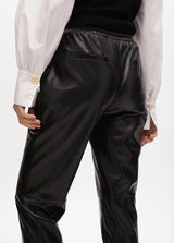 CALÇA LOLA CASADMNT JOGGER ECO PELE - Carla Valente