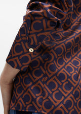 CAMISA LOLA CASADMNT ESTAMPA LOGOTIPADA EM CETIM - Carla Valente