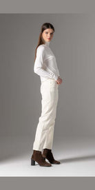 Calça LiberJeans Chino Loose Star MT - vista lateral