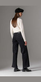 Calça LiberJeans Larissa OD de perna larga - vista traseira