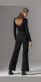Pantalona LiberJeans Vickye com brilhantes - vista traseira
