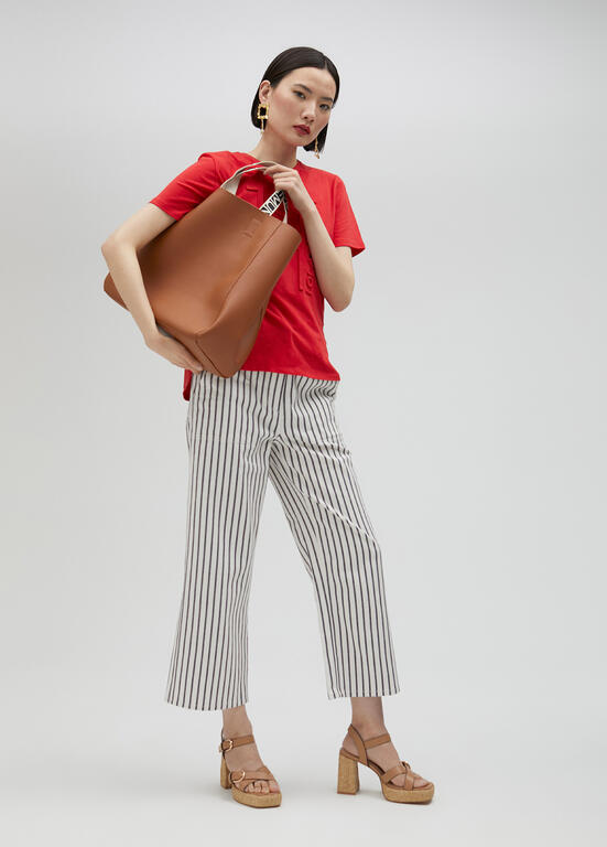 T-SHIRT LOLA CASADMNT 1981 SS25 - Carla Valente